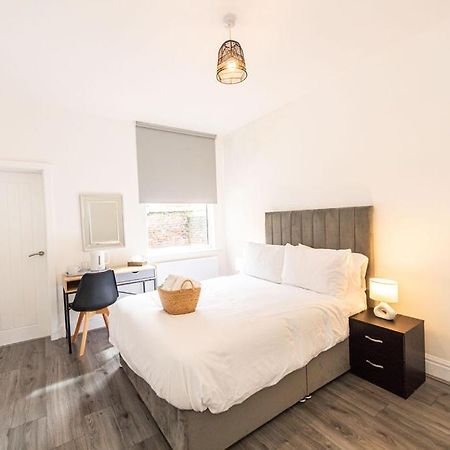 Room In Anfield Liverpool Eksteriør bilde